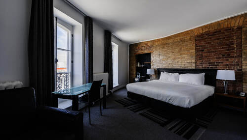 Suite Junior  / 1 lit King